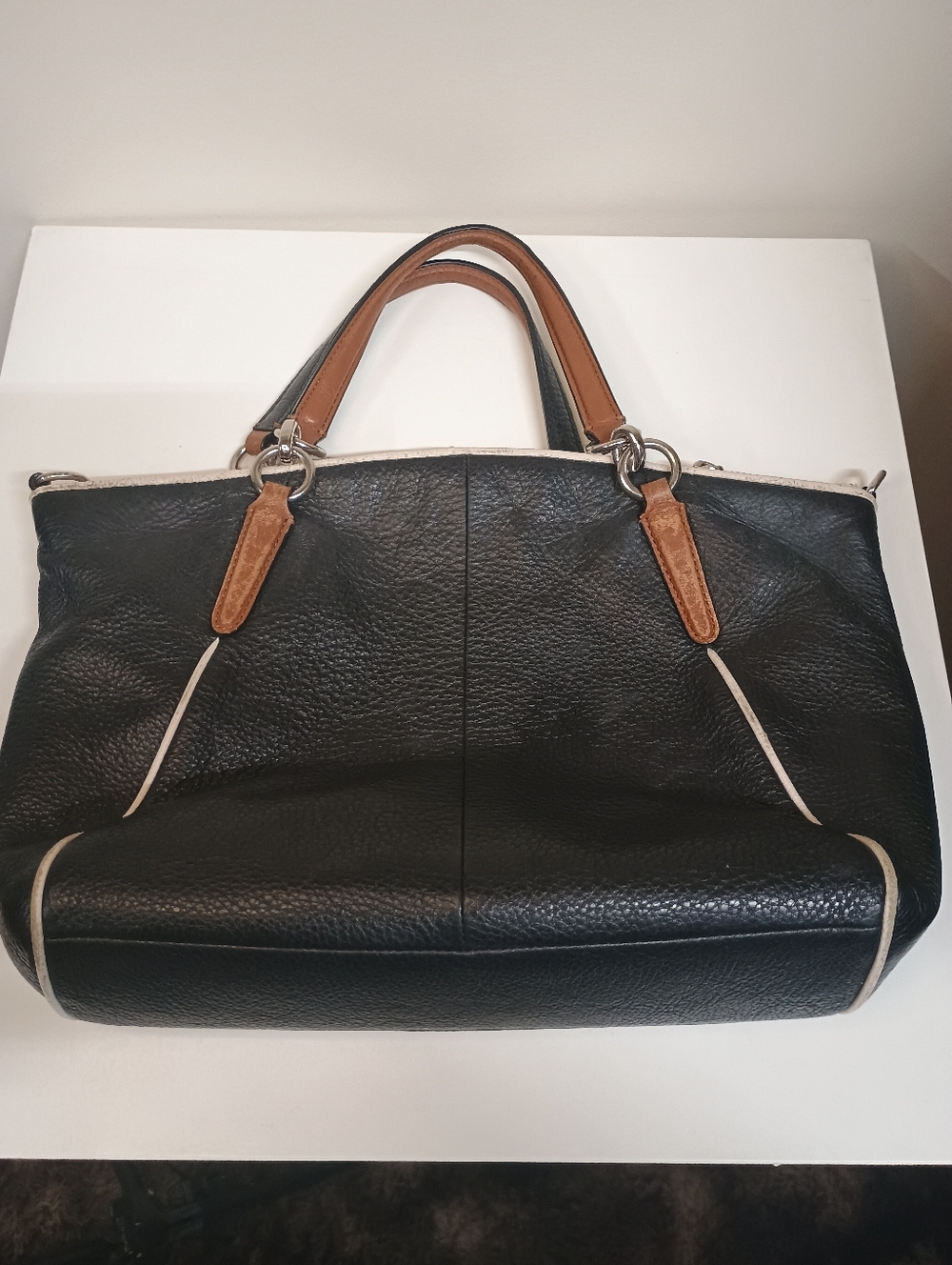 Coach Black Leather Tote with Tan Handles and Cream Trim For Repair - Picture 7 of 13